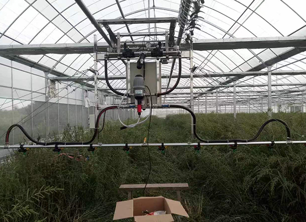 噴灌機(jī)在溫室大棚中工作會(huì)帶來哪些好處？
